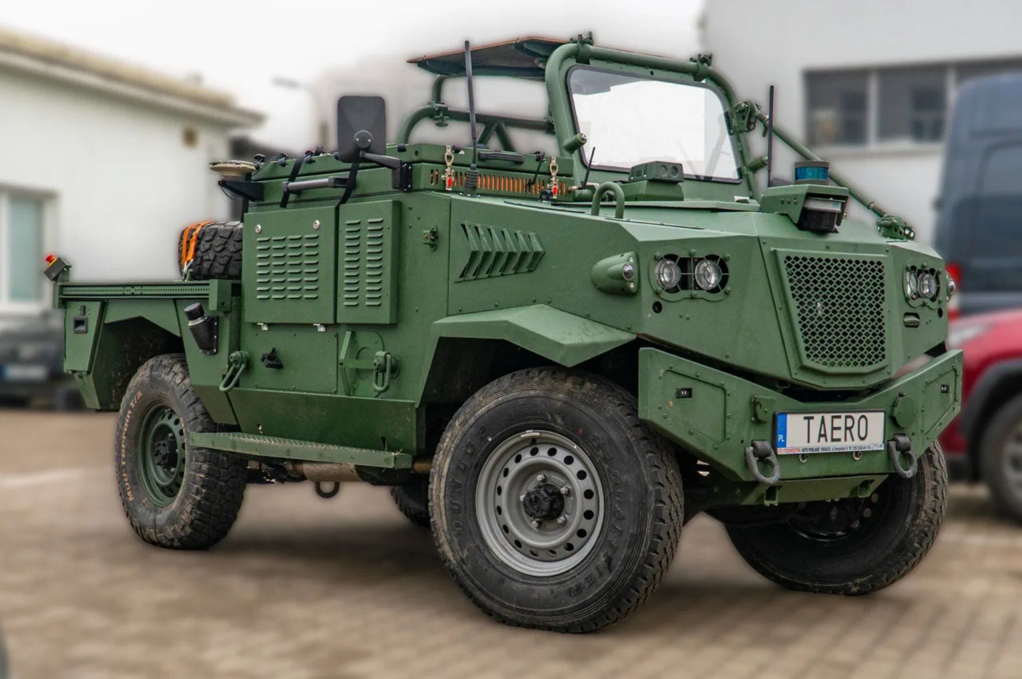 wojskowy pojazd elektryczny - konwersja pojazdu